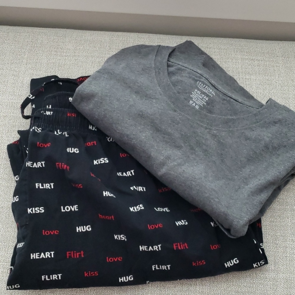 Men's pajama bottoms and Stafford Tee